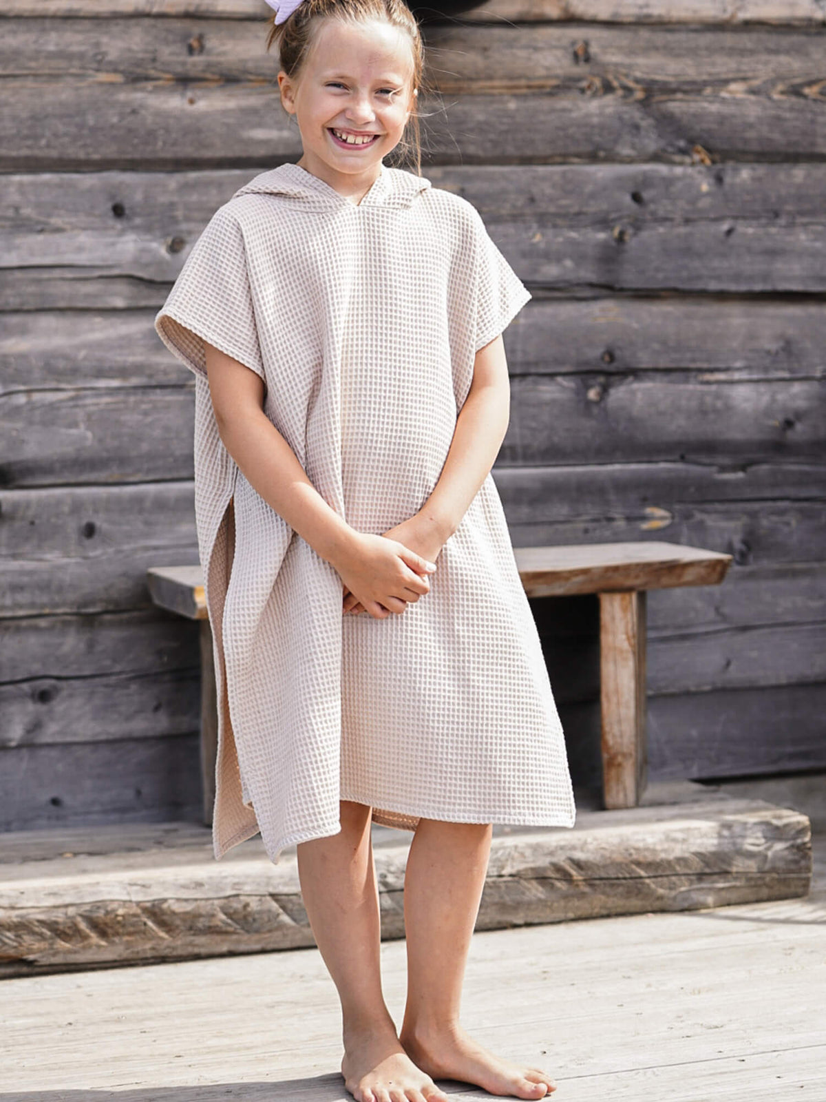 Poncho_light_beige.jpg