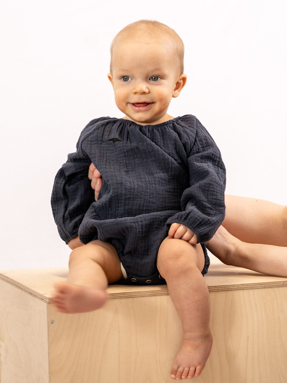romper_dark_grey_2.jpg