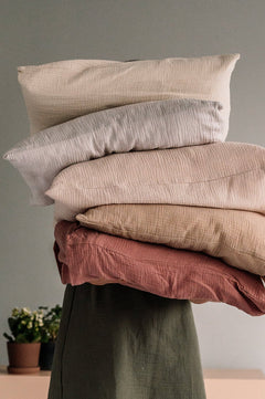 Tyynyliinat.jpg [Ivory, Light grey, Light beige, Natural beige, Old blush]