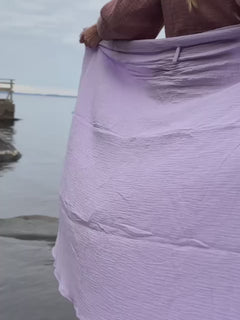 Retkipyyhe Light lavender, kevyt pyyhe treeneihin, reissuun ja uimahalliin.